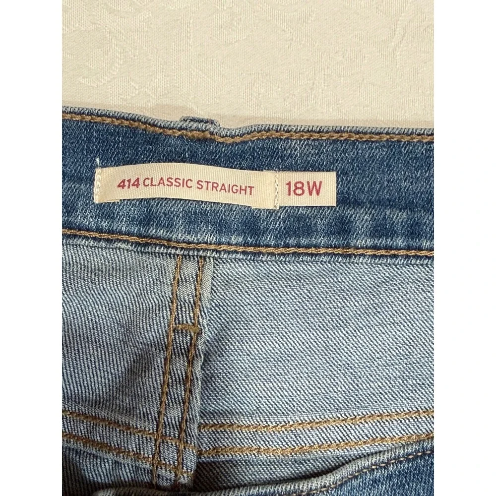 Levi's 414 Classic Straight Jeans Womens 18W Blue Denim Mid Rise Casual